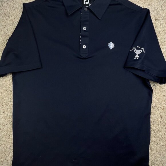FootJoy Men’s Medium Navy Blue Polo Shirt Short Sleeve East vs West Golf Club - Picture 6 of 10